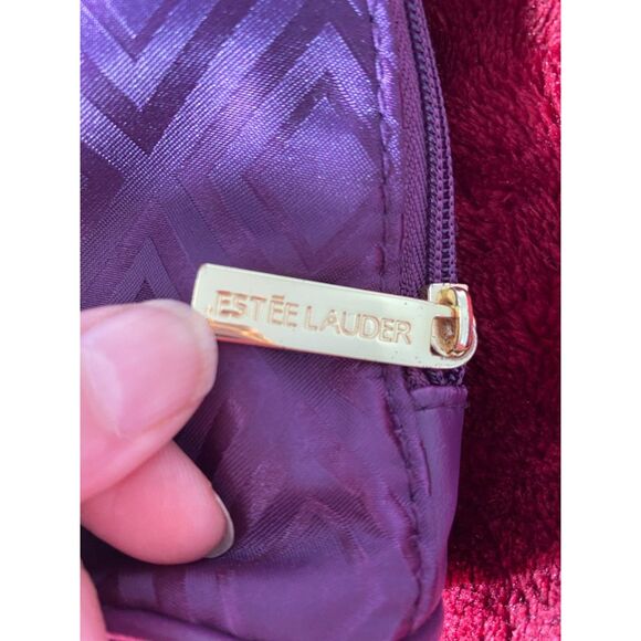 Estee Lauder Cosmetic Bag - Picture 2 of 2